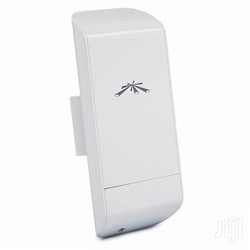 Ubiquiti NanoStation Loco M5 (LOCOM5)