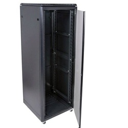 22U Stand - Alone Data Cabinet 600 x 800